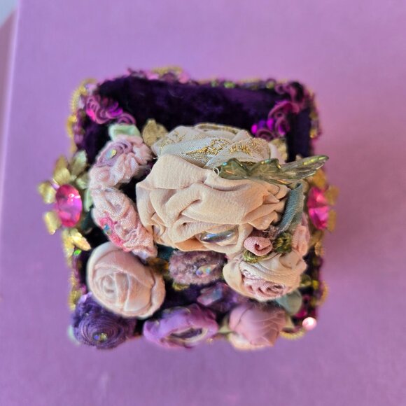 Handmade Decorative Victorian Style Flower Pin cushion - Picture 5 of 12